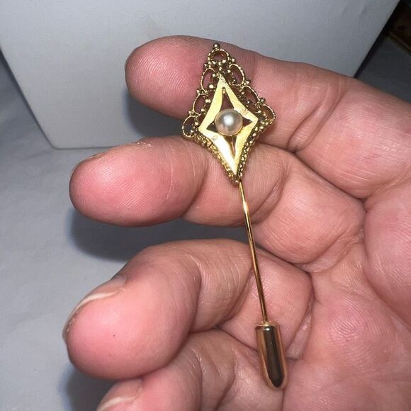 Vintage Gold Tone Art Deco Style Stick Pin With Faux Pearl - Picture 3 of 6